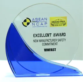 Giải thưởng VinFast tháng 2/2021
